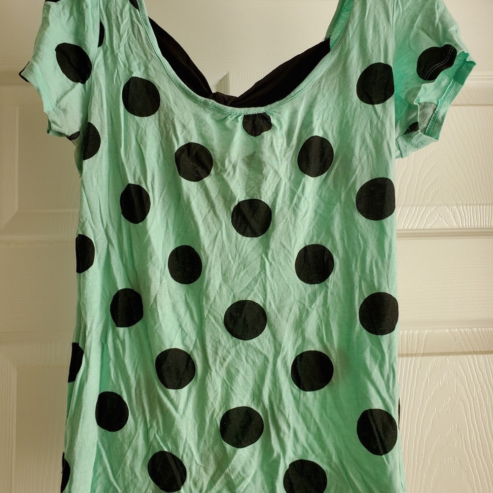 Mint and black polka dot tee with tie back - Picture 3 of 4
